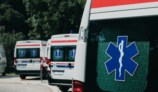 凉山救护车转运病人过路高速收费吗?